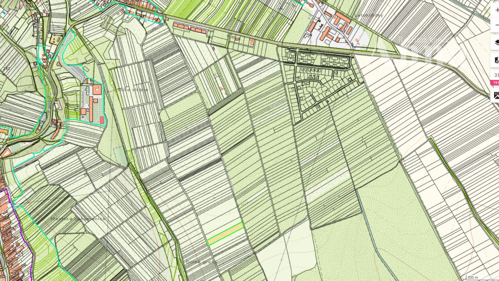 Pozemok 5.758 m2 - Modra