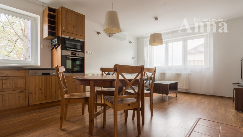 Pekný 3-izb. byt v Malackách - ul. 1. mája