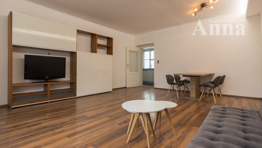 2-izb. byt v centre Bratislavy - Medená ul.