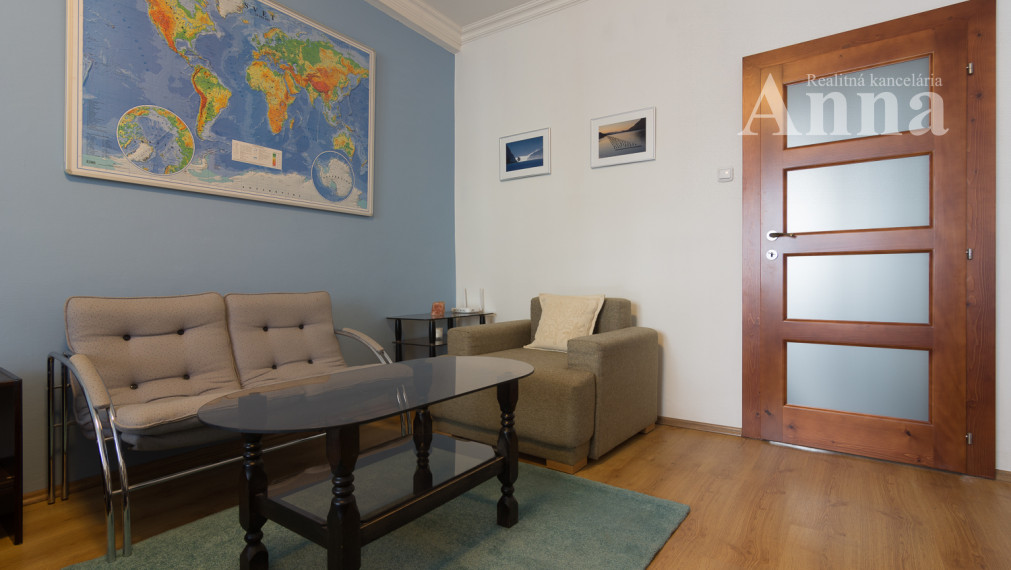 Krátkodobý prenájom 2-izb. byt - Velehradská ul.