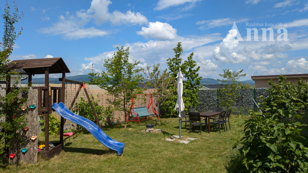 Nový rodinný 4-izb. bungalov - Šenkvice - Rezervovaný