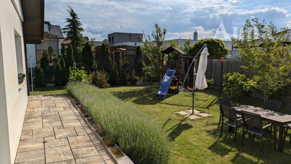 Nový rodinný 4-izb. bungalov - Šenkvice - Rezervovaný