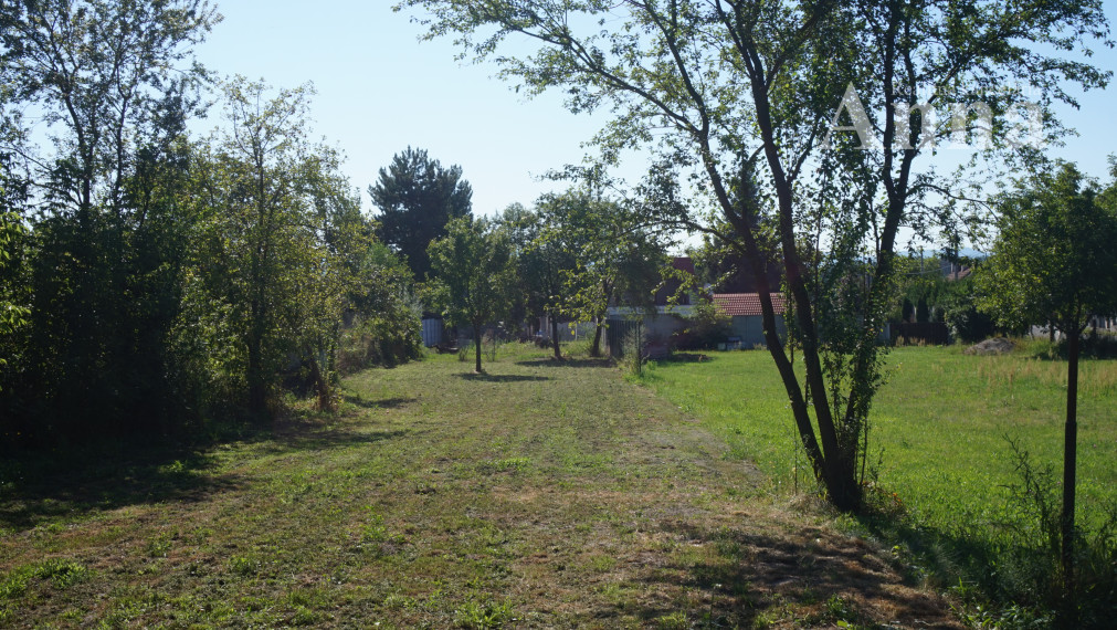 St. pozemok (1.226 m2) - Bílkove Humence