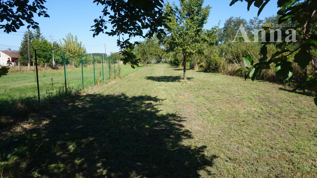 St. pozemok (1.226 m2) - Bílkove Humence