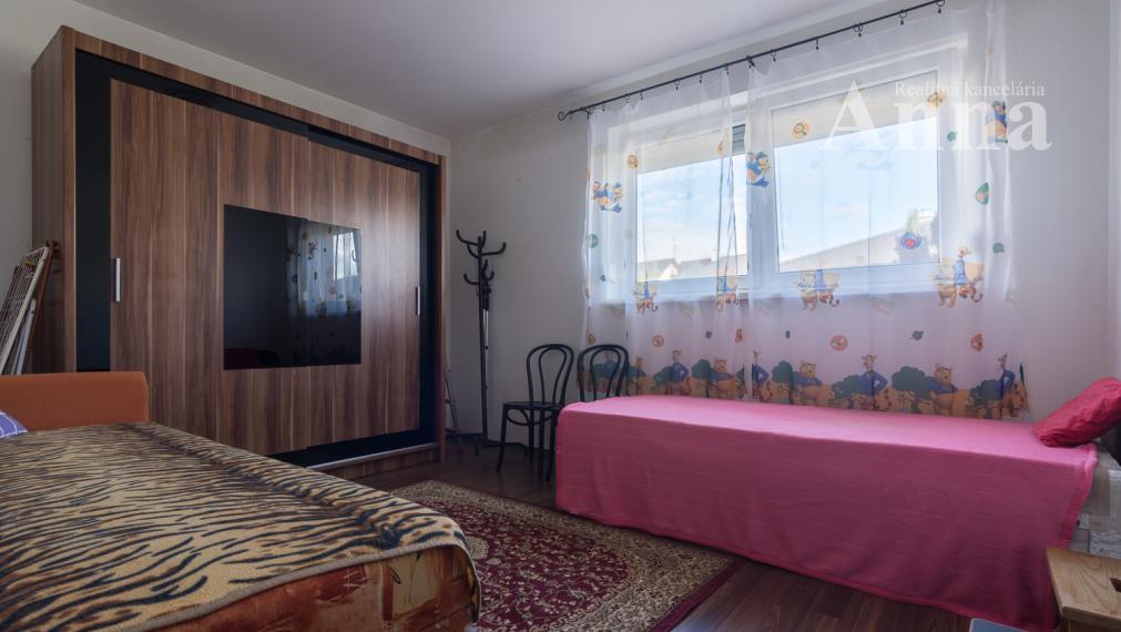 4-izb. bungalov - Slovenský Grob (Malý Raj)