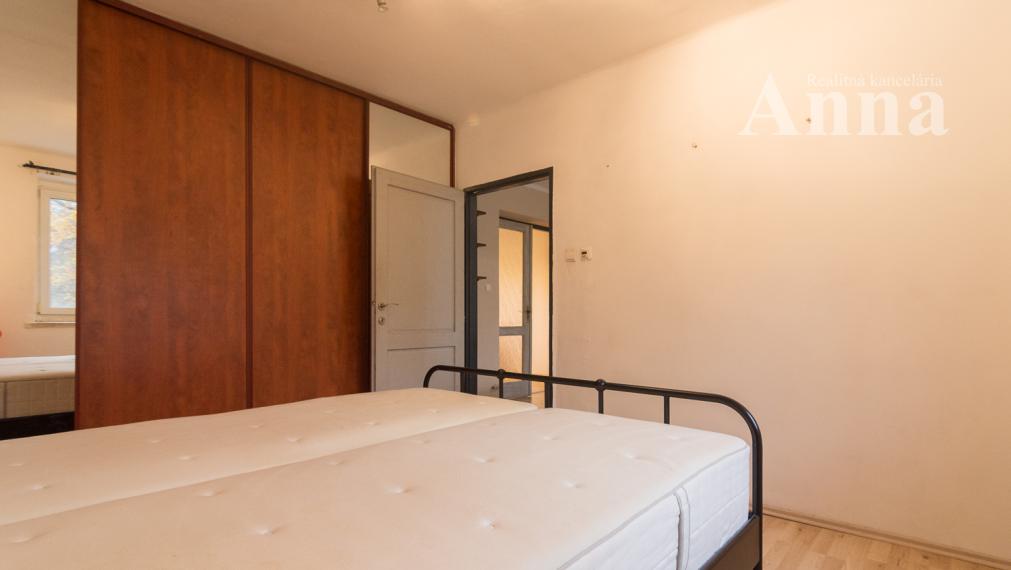 2-izb. byt v dobrej lokalite - Kvetná ul.