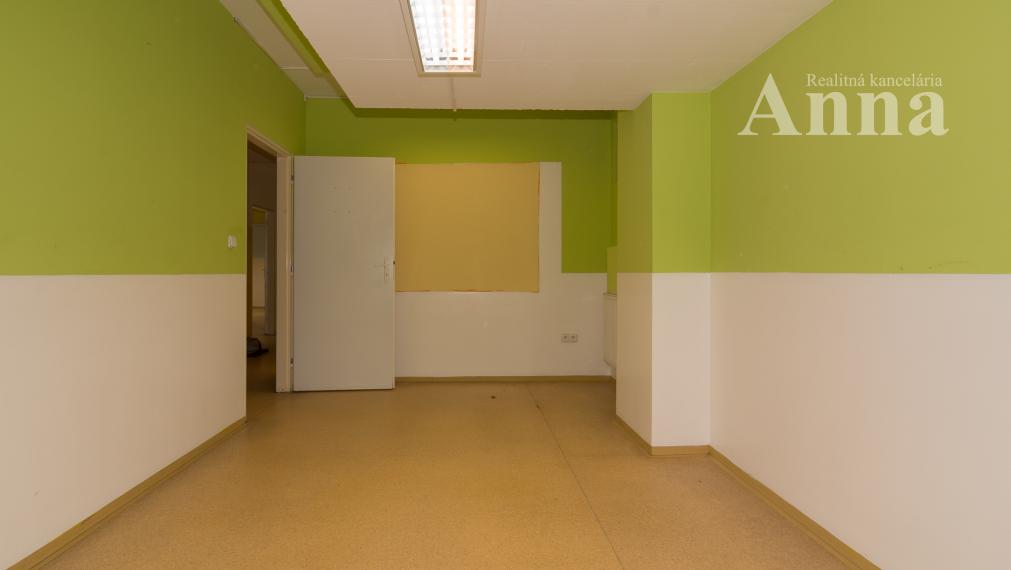 Nebytové priestory v centre Malaciek (115 m2)