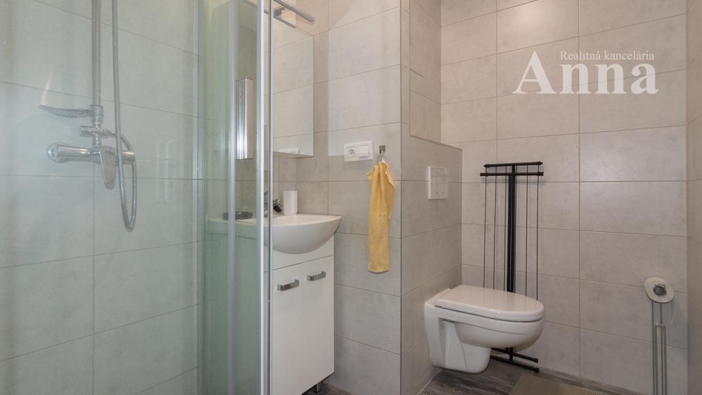 Gars. - Jašíkova ul. (po rekonštrukcii)