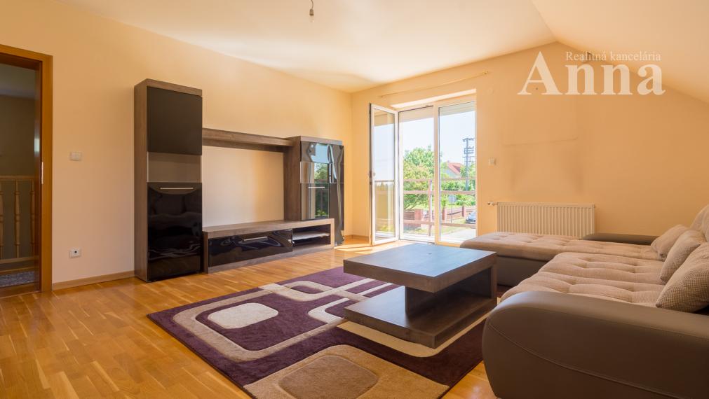 Veľký RD v peknej lokalite - Limbach