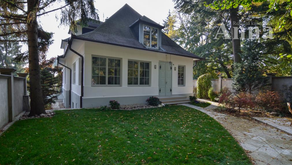 Jedinečná Vila Neubauer v Harmónii