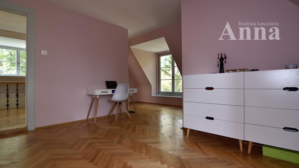 Jedinečná Vila Neubauer v Harmónii