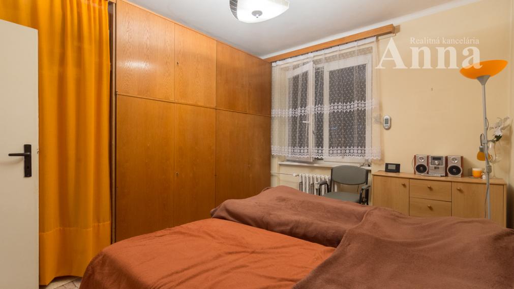 3-izb. byt v tehlovom dome - Haburská ul.