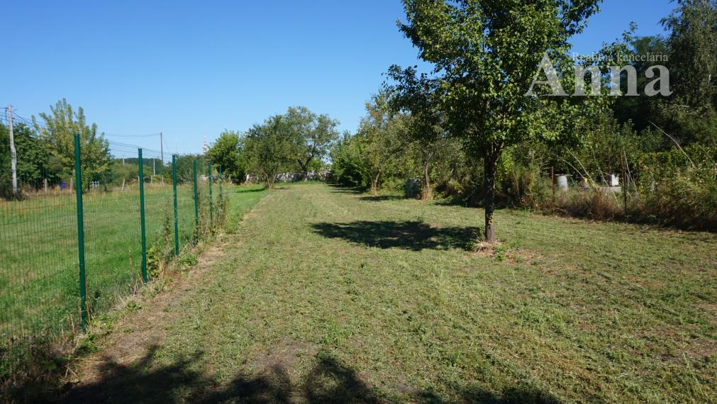 St. pozemok (1.226 m2) - Bílkove Humence