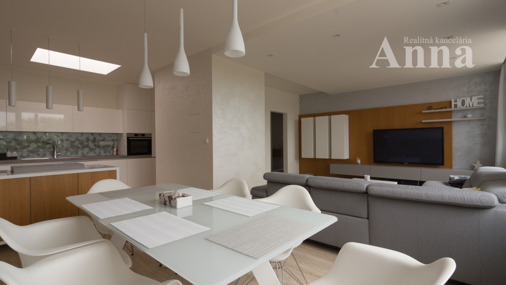 Nadštandardný 4-izb. byt s terasou a parkovaním - Stupava