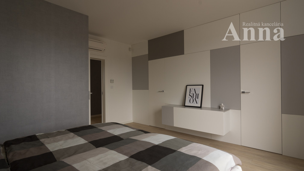 Nadštandardný 4-izb. byt s terasou a parkovaním - Stupava