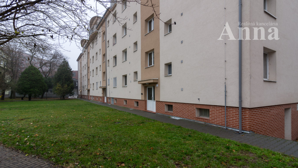 2-izb. byt v dobrej lokalite - Kvetná ul.