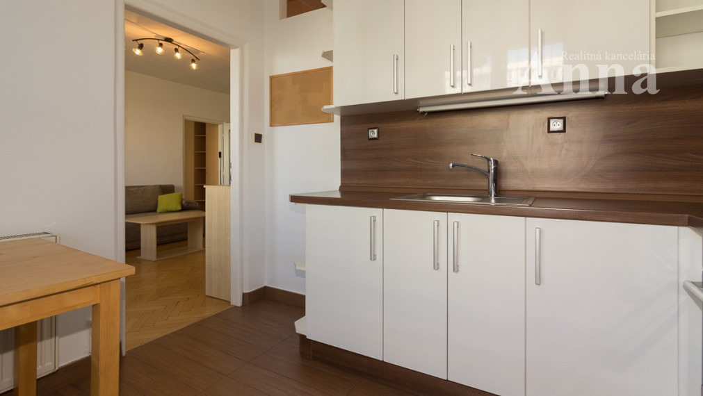 2-izb. byt - Komárnicka ul.