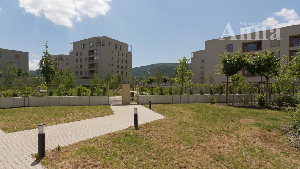 3-izb. byt v novostavbe Bory + 2x parkovanie