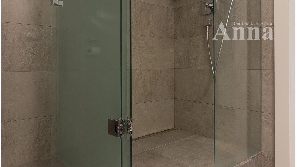 Nadštandardný 4-izb. byt s terasou a parkovaním - Stupava