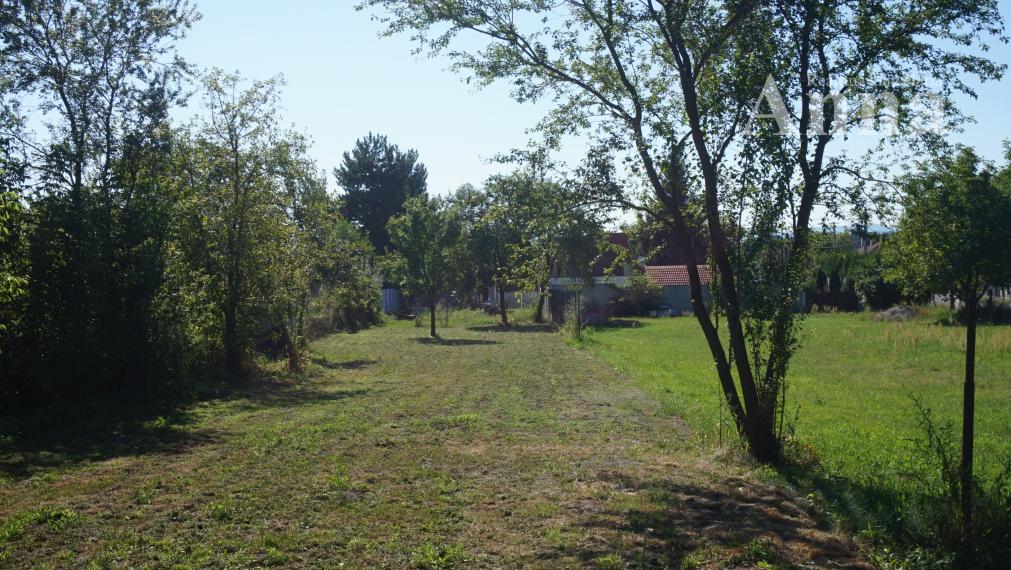 St. pozemok (1.226 m2) - Bílkove Humence