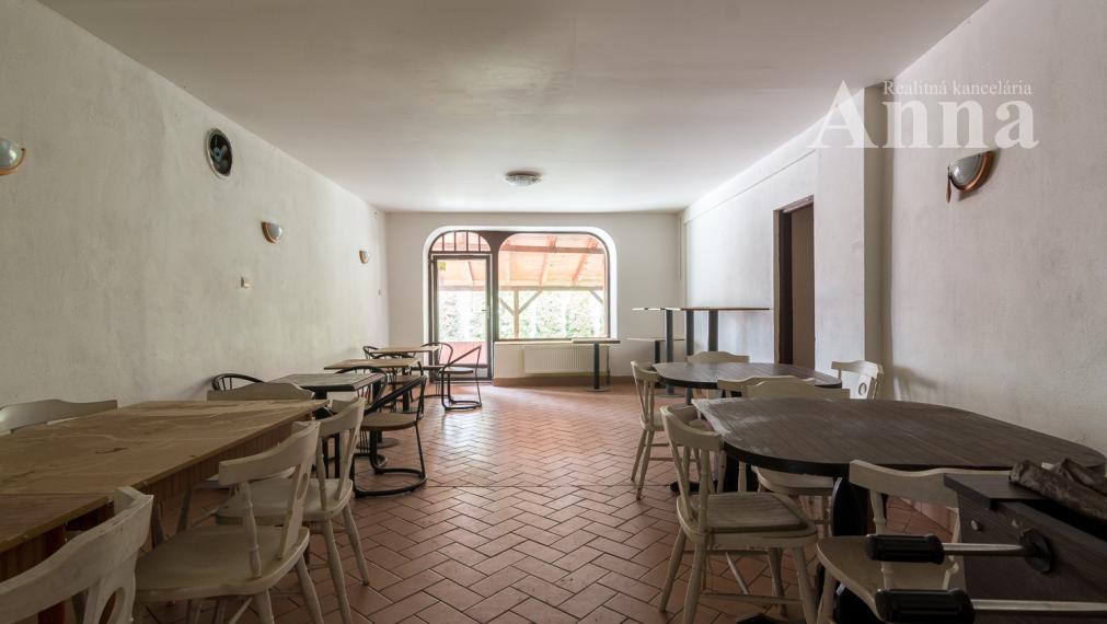 Objekt vhodný na reštauráciu - Studienka