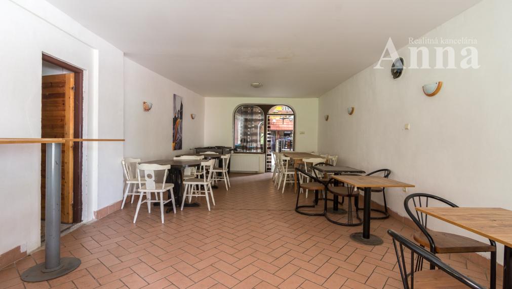 Objekt vhodný na reštauráciu - Studienka