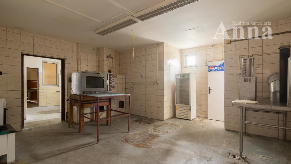 Objekt vhodný na reštauráciu - Studienka