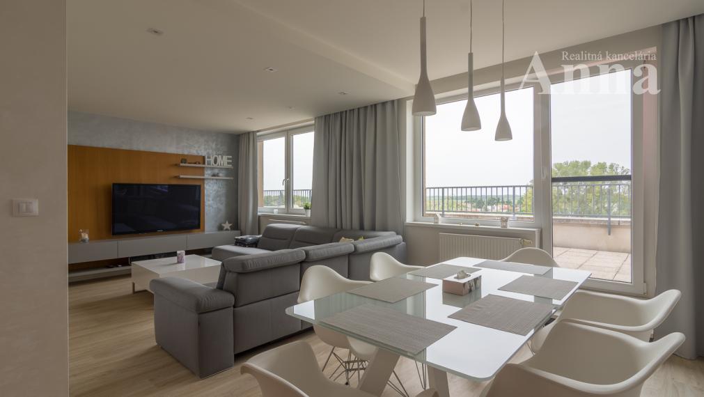 Nadštandardný 4-izb. byt s terasou a parkovaním - Stupava