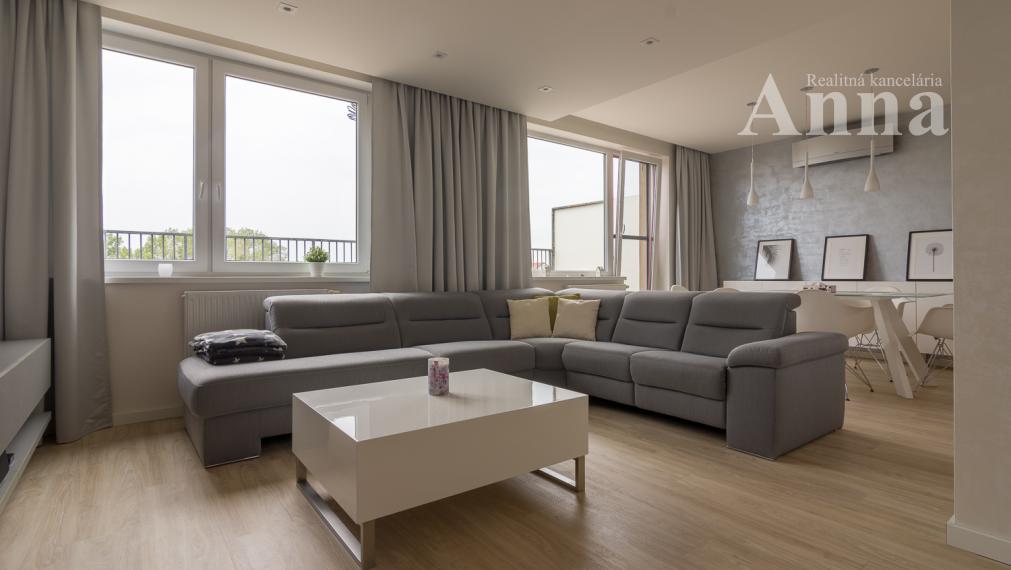 Nadštandardný 4-izb. byt s terasou a parkovaním - Stupava