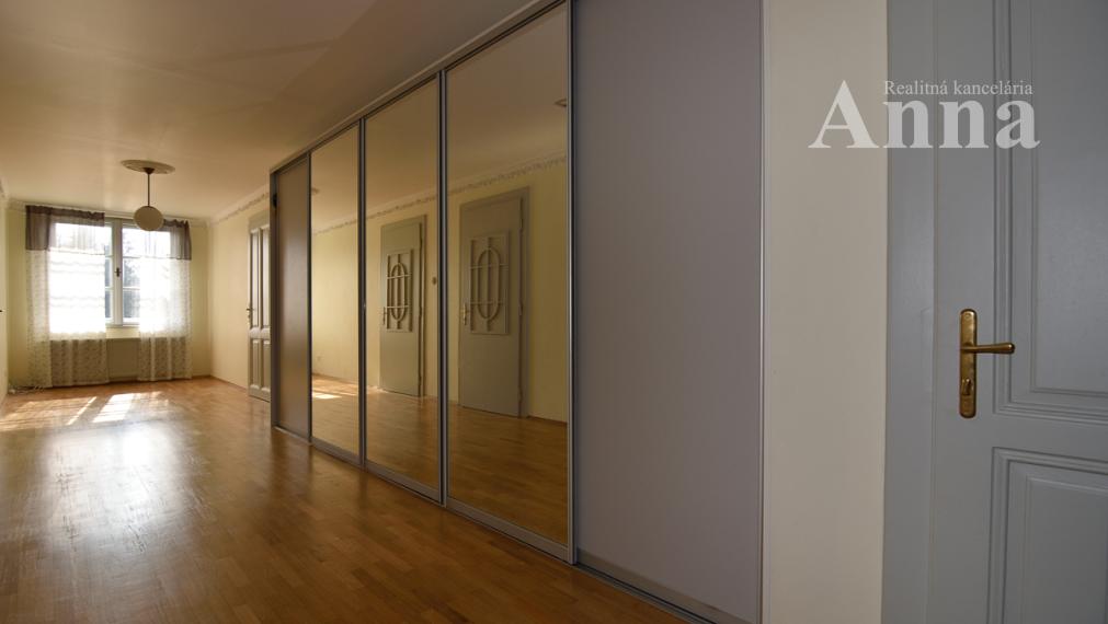 Jedinečná Vila Neubauer v Harmónii