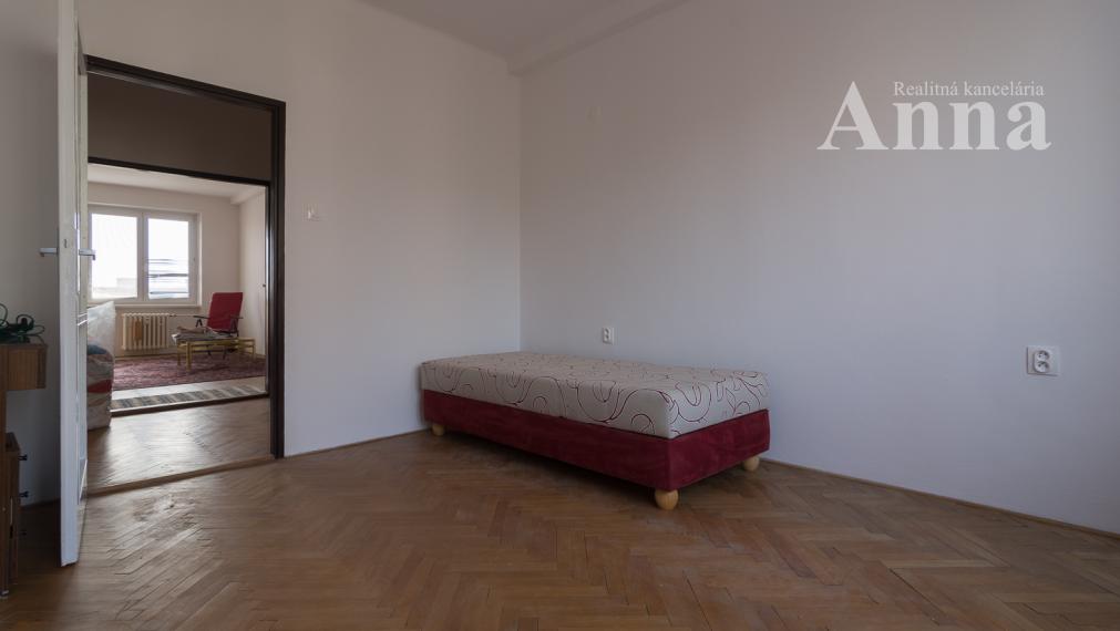 2-izb. byt - Kadnárová ul.