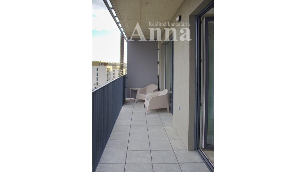 Prenájom 2-izb byt v Slnečniciach