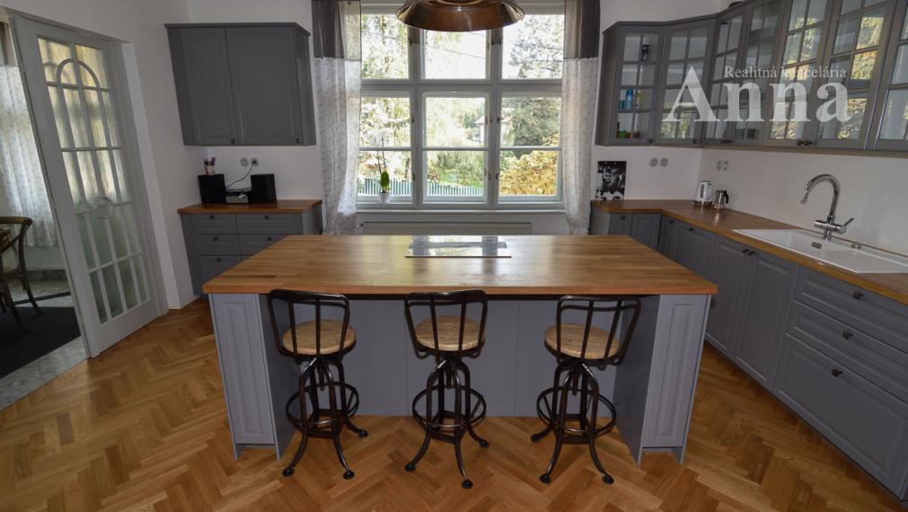 Jedinečná Vila Neubauer v Harmónii