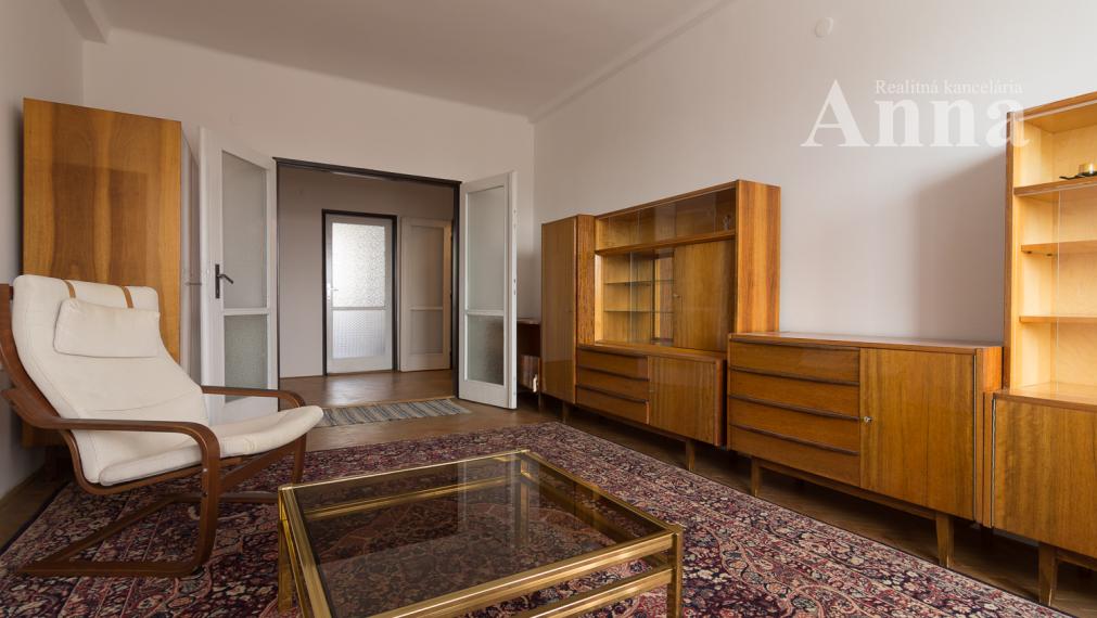 2-izb. byt - Kadnárová ul.