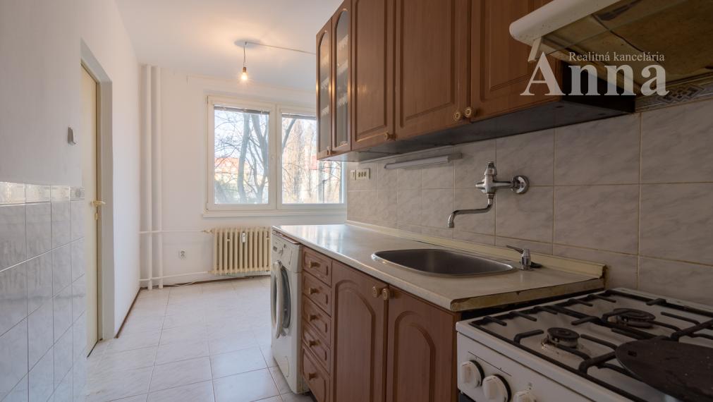 Veľký 2-izb. byt v Petržalke - Vilová ul.