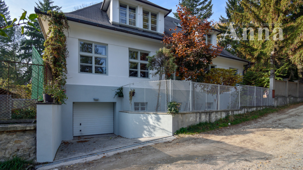 Jedinečná Vila Neubauer v Harmónii