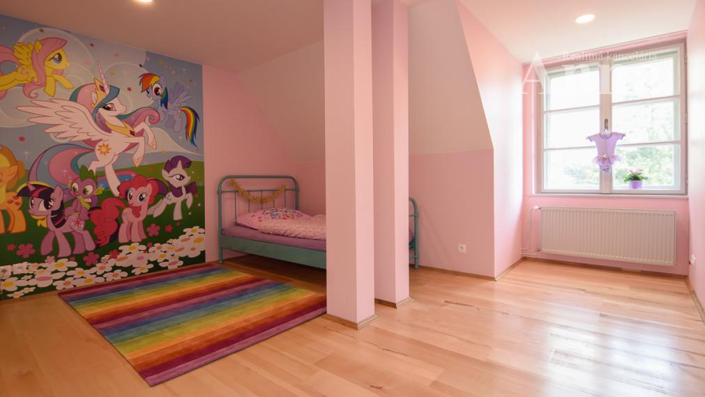 Jedinečná Vila Neubauer v Harmónii