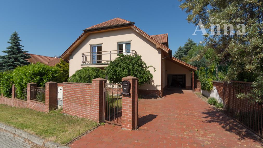 Veľký RD v peknej lokalite - Limbach