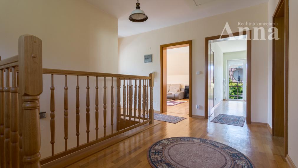 Veľký RD v peknej lokalite - Limbach