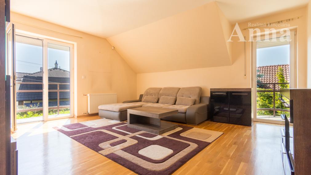 Veľký RD v peknej lokalite - Limbach