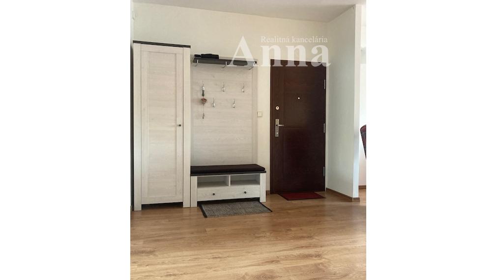 Prenájom 4-izb byt,Ševčenkova ul. v Petržalke