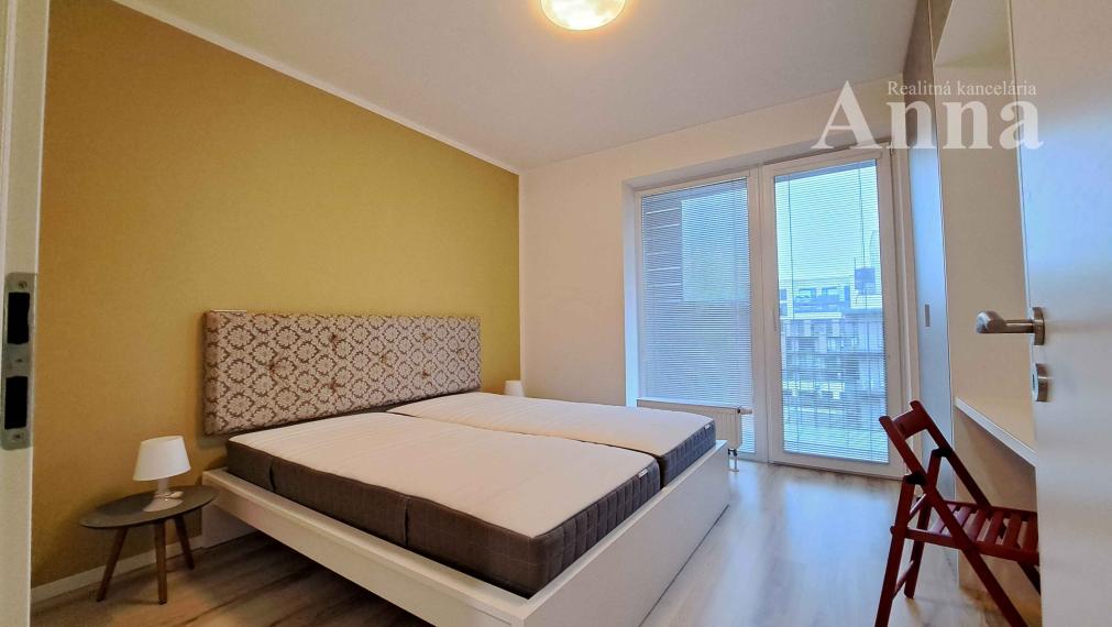 Prenájom 2-izb byt v Slnečniciach