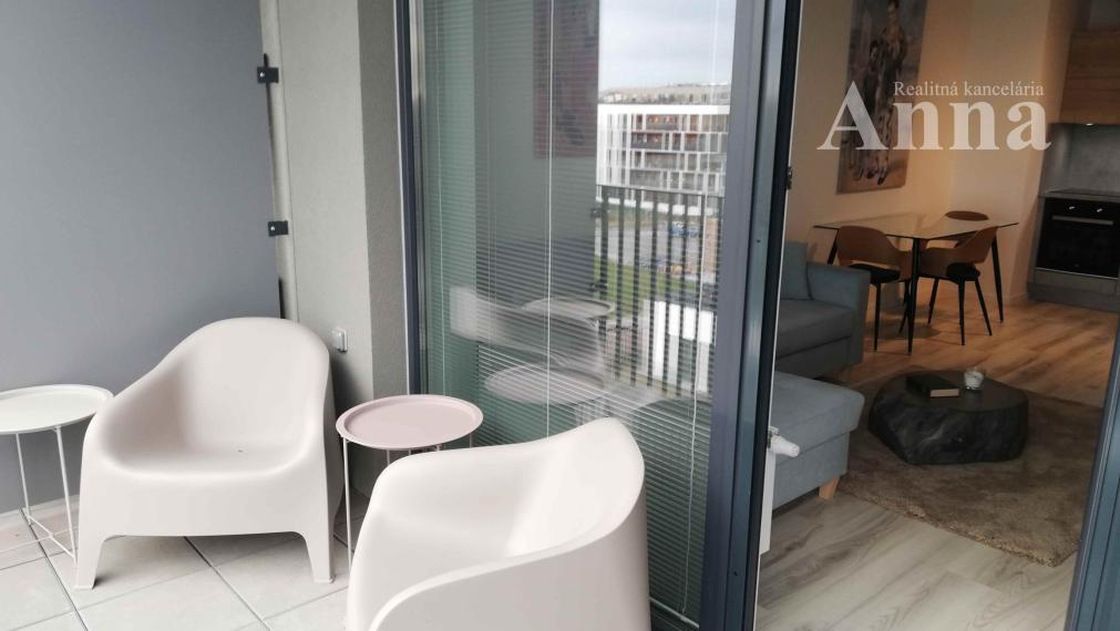 Prenájom 2-izb byt v Slnečniciach