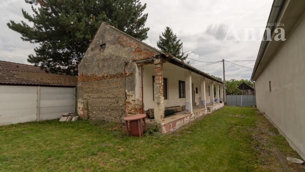 St. pozemok (1.226 m2) - Bílkove Humence