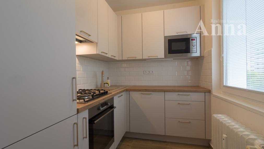 3-izb. byt po rek. - Bazovského ul.