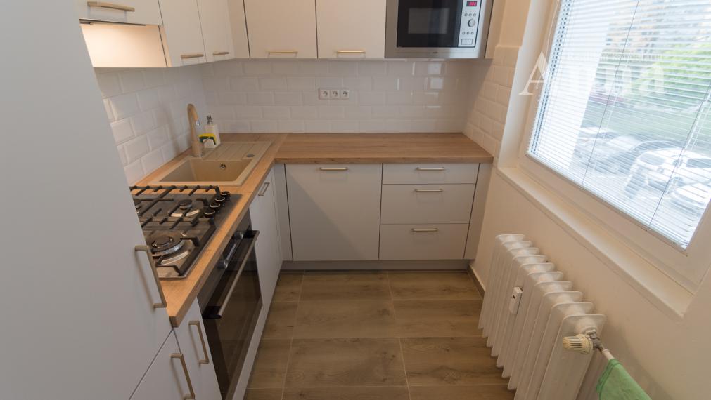 3-izb. byt po rek. - Bazovského ul.