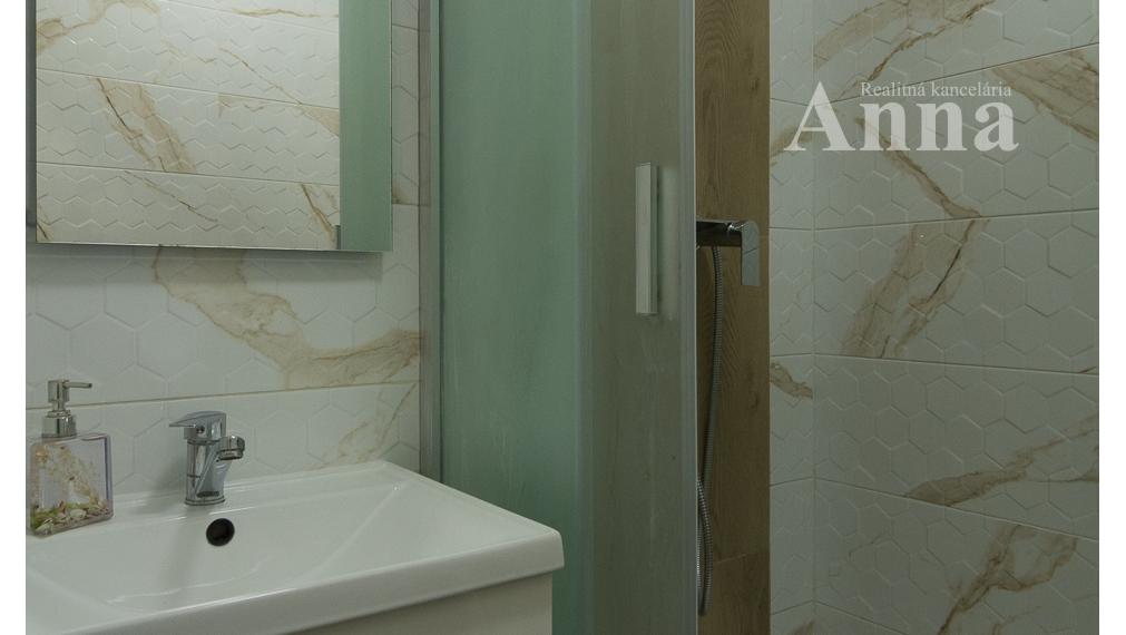 3-izb. byt po rek. - Bazovského ul.