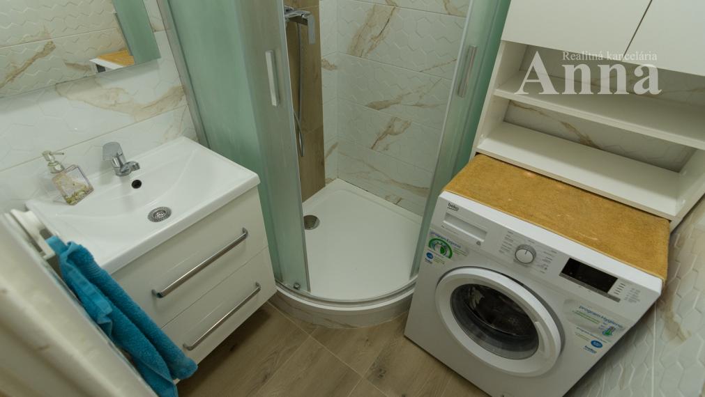 3-izb. byt po rek. - Bazovského ul.