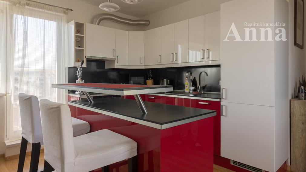 2-izb. byt s veľkou terasou - Podunajská ul.