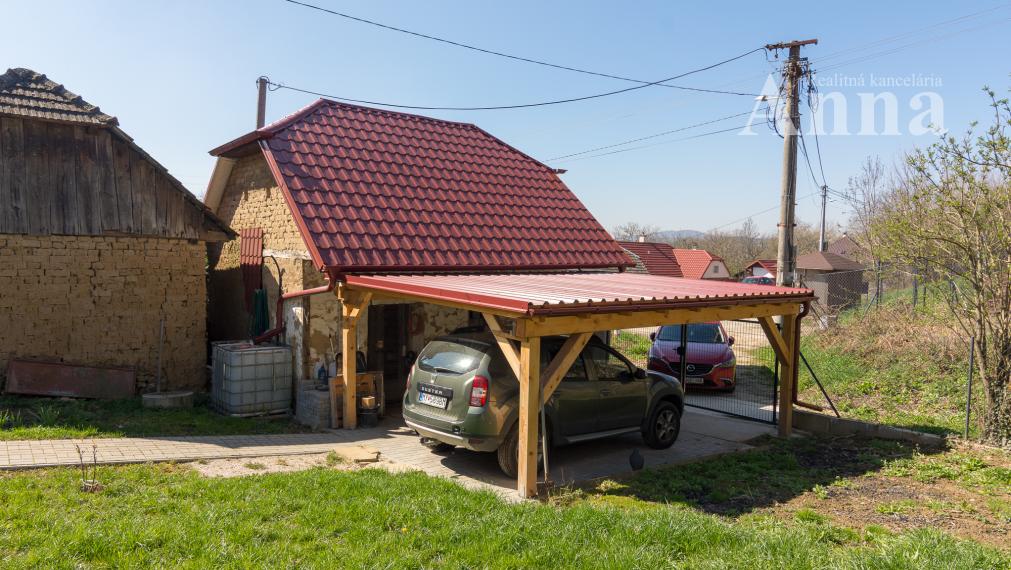 Chalupa na Myjavských kopaniciach - Krajné